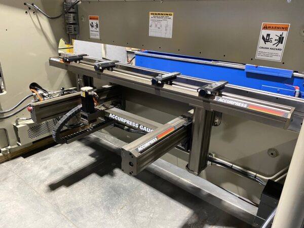 Accurpress Advantage 130 ton x 10 CNC Press Brake - Image 2